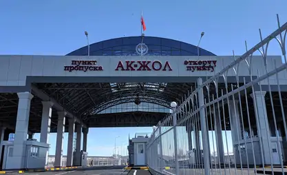 Кыргызстан чек арадагы жол-жоболорду жөнөкөйлөтүүнү көздөйт