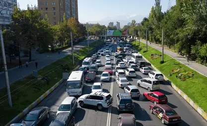 Бишкек жана Чүйдө 908 миңден ашык унаа катталган