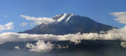 1200px-Mount_Kilimanjaro.jpg