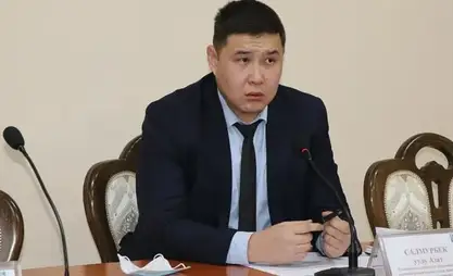 Азат Салмурбек уулу Кара-Балта шаарынын мэри кызматынан бошотулду