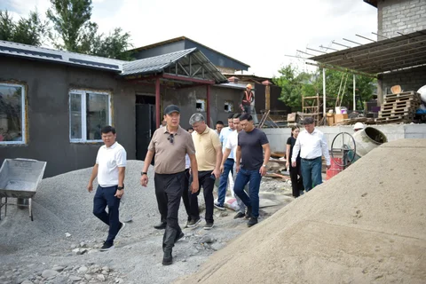 1786527439.jpg