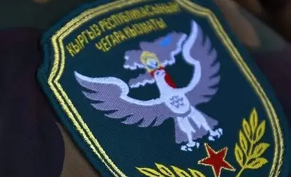 Лейлекте жол кырсыгынан жабыркаган жоокердин абалы көзөмөлгө алынды