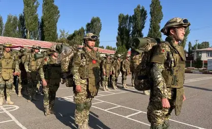 Аскер кызматкерлерин камсыздандыруу боюнча мыйзам долбоору I окууда кабыл алынды