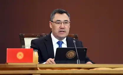 Ысык-Көлдүн суусу Арал деңизиндегидей азайып, эл аралык чара көрүүнү талап кылууда - Садыр Жапаров