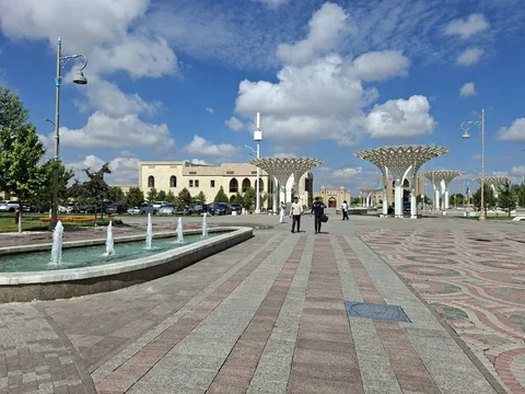 51884155072945_vN8csS7.max-2560x1440.format-webp.jpegquality-90.webp