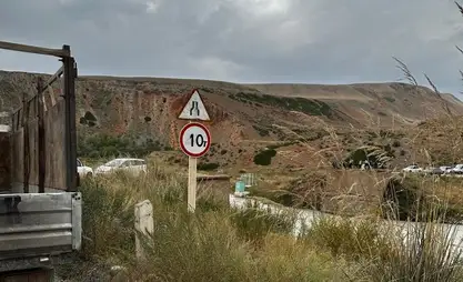 Эки-Нарын көпүрөсү жараксыз абалга келип, каттам убактылуу токтотулду