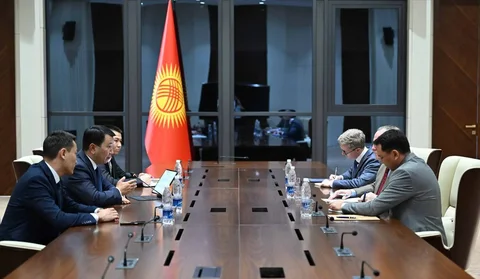 53414035050984_KR6Xa8C.max-2560x1440.format-webp.jpegquality-90.webp