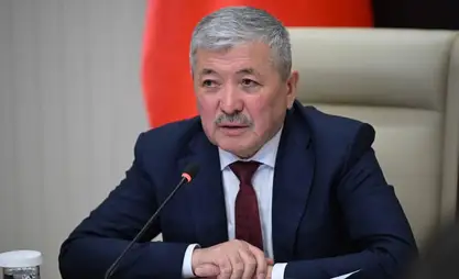 Минкаб төрагасы: Шайлоодо жакындарына жардам бергиси келсе —  кызмат ордун тапшырып берсин