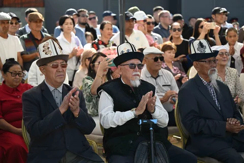 68b52eaac6cb5.jpg