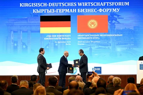 69298d385b51a-thumb.jpeg