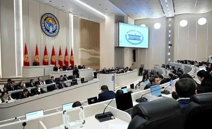 Минкаб 2026-жылга карата консолидацияланган бюджетти 843,6 млрд сом өлчөмүндө бекитти