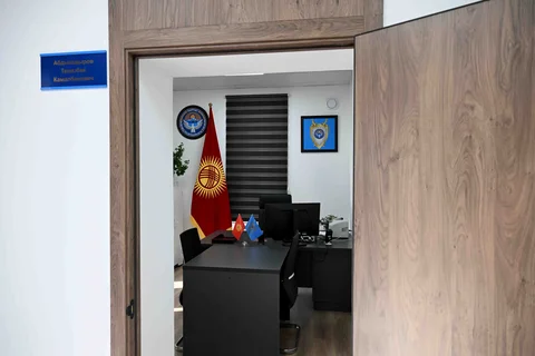 697dc1c50ab6e-thumb.jpeg