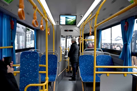 698d784c3c16e-thumb.jpg