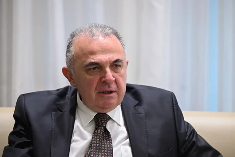 69a81b60e2d47.jpg