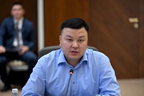 6a2fe8097fe22.jpg