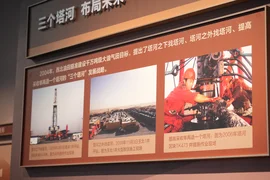 6a832027ec799-thumb.jpeg