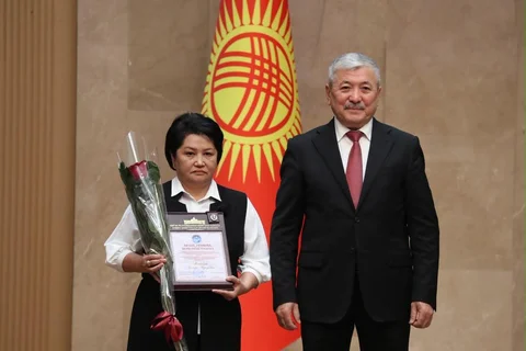 6abcc8c2c90ea.jpg