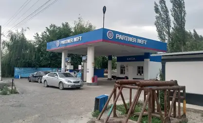Документсиз иштеген: Ноокаттагы "Партнер Нефть" май куюучу станциясы жабылды