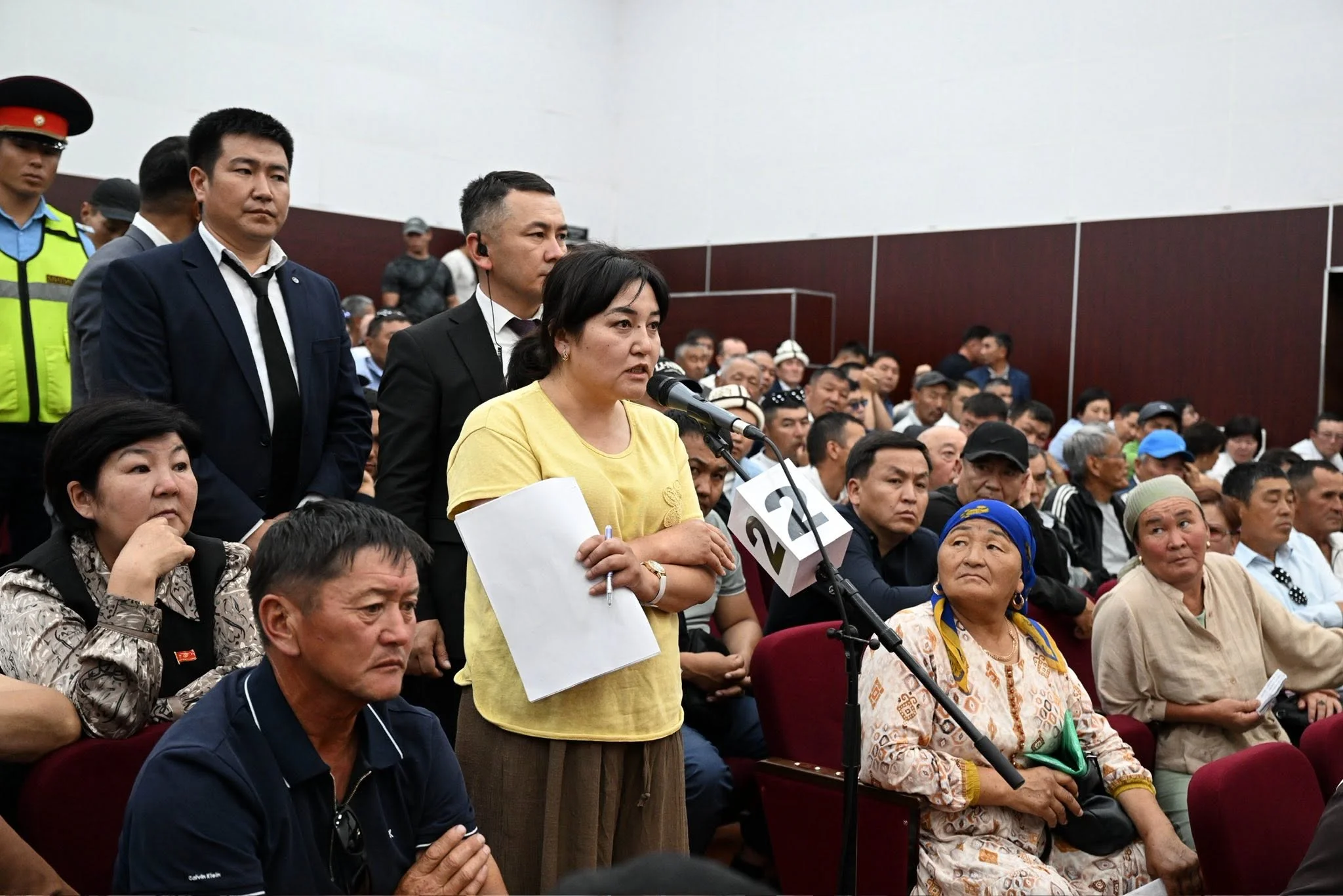 {{ item.title }}