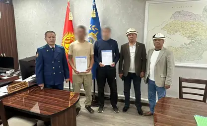 Чоң-Алайда ата-энесиз калган эки балага жер берилди