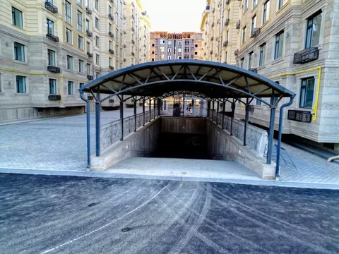 7449_5459.webp