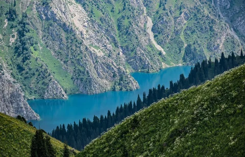 76411_b1c19e55.max-2560x1440.format-webp.jpegquality-90.webp