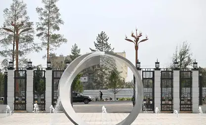 Бишкек дүйнөлүк державалардын диалог аянтчасына айланды – саясат таануучу менен маек