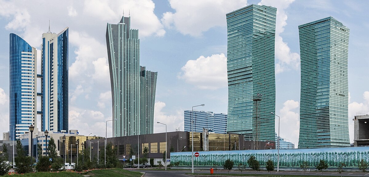 Astana,_capital_of_Kazakhstan_01.JPG