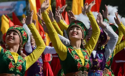 2026-жылы кыргызстандыктарды кайсы майрамдар жана каникулдар күтөт?