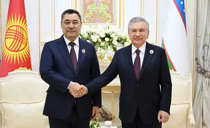Садыр Жапаров Худжандда Шавкат Мирзиёев менен сүйлөшүүлөрдү өткөрдү
