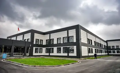 Өлкө боюнча мектеп көйгөйлөрү 2028-жылга чейин чечилет — Садыр Жапаров