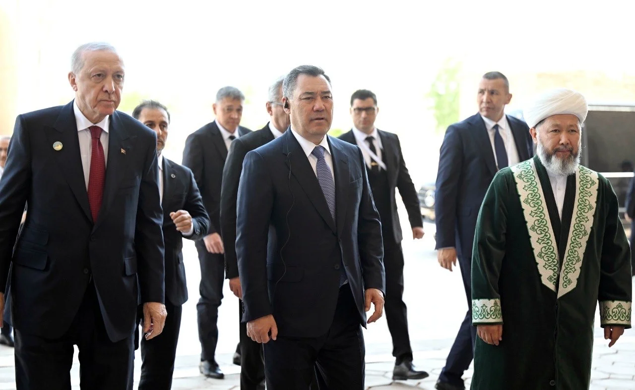 {{ item.title }}