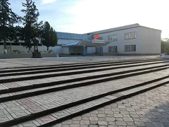 Kirghizistan_2018_-_Dom_Kulturi_de_Toktogul.jpg
