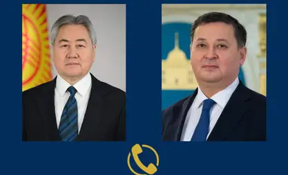 Жээнбек Кулубаев казакстандык кесиптеши менен телефон аркылуу сүйлөштү
