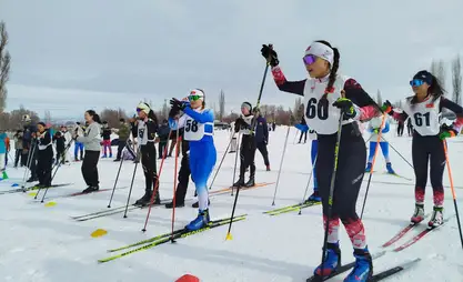 6 команда, 110 спортчу: Караколдо “Мен чемпион” тоо лыжа мелдеши өттү