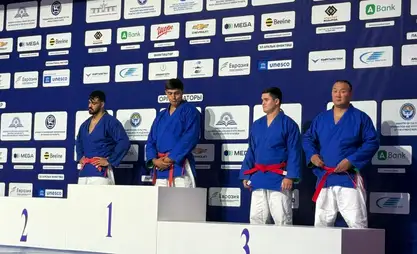 Чолпон-Атада 32 өлкөнүн балбандары күч сынашты