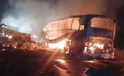 Мексикада жол кырсыгынан 12 адам каза болуп, токой өрттөндү