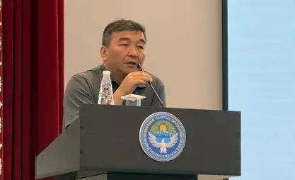 Акенеев: Кыргызстанда экономика өсүп, бирок эмгек өндүрүмдүүлүгү артта калууда