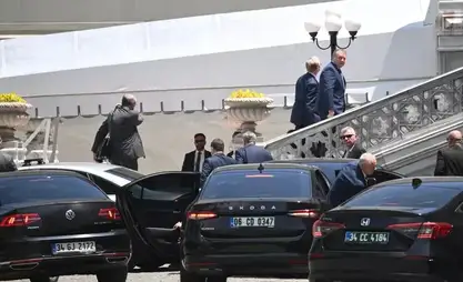 Стамбулда Россия  менен Украинанын сүйлөшүүлөрү өтүүдө