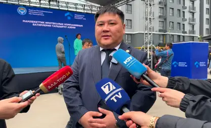 Бир айдан соң Бишкекте дагы 250 үй-бүлө ипотекалык батир алышат - Балтабаев