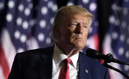 Трамп дарылардын баасын 30-80% арзандатуу боюнча жарлыкка кол коерун айтты