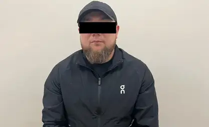 УКМК: Кыргызстандын жасалма паспорту менен жүргөн чет өлкөлүк кармалды