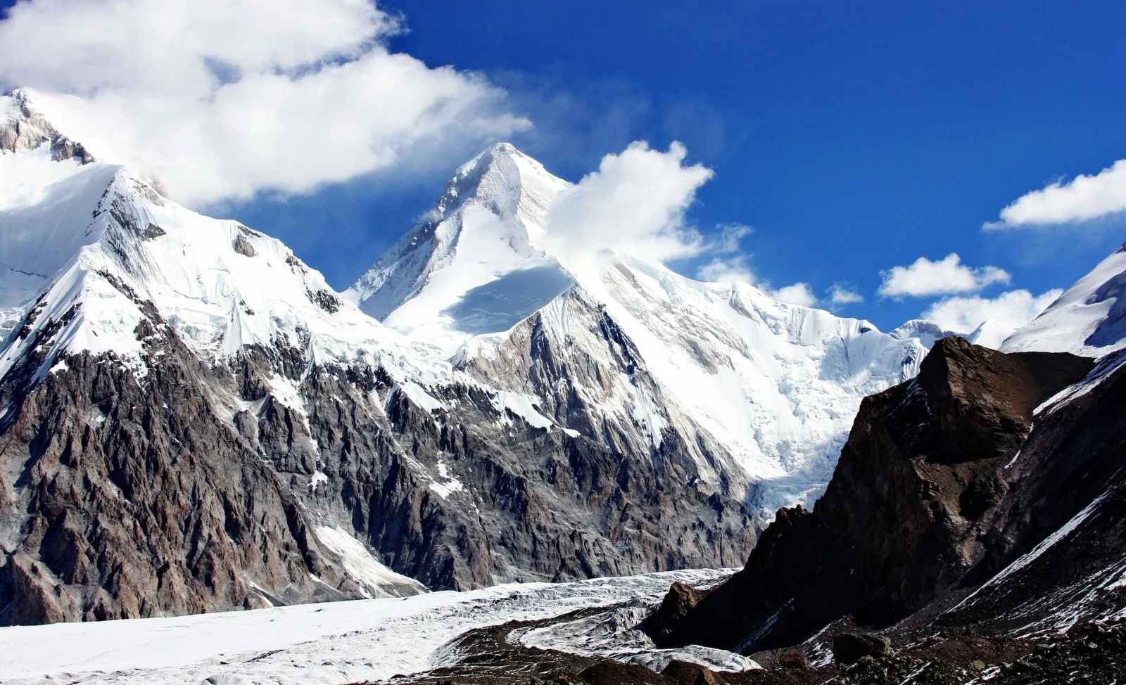 WhatsApp Image 2025-11-07 at 10.04.07.jpeg