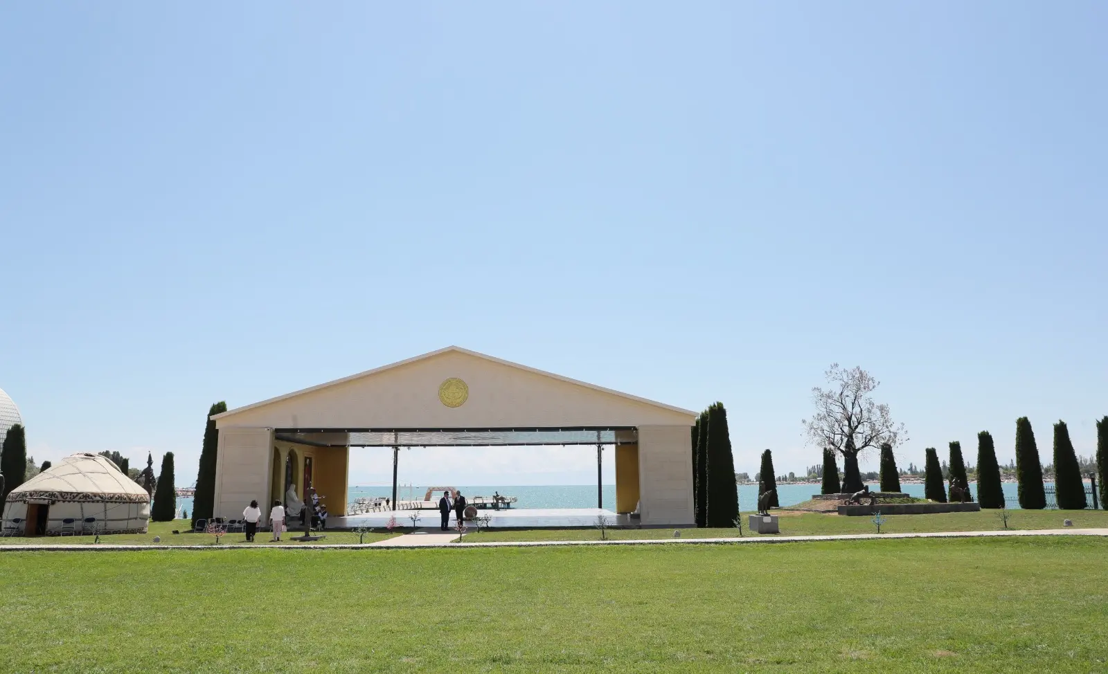 WhatsApp Image 2025-02-12 at 12.03.53.jpeg