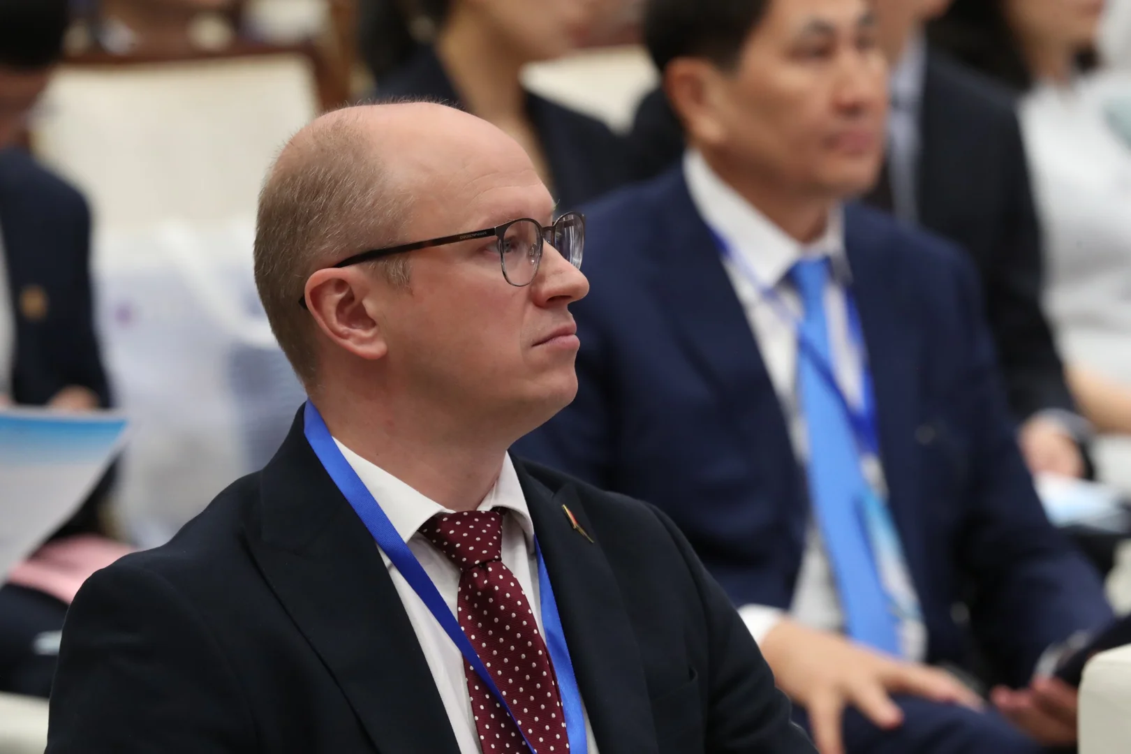{{item.title }}