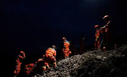 Кытайда жер көчкүдө жоголгон сегиз адамдын сөөгү табылды