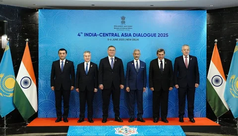 cdb38603-2b31-3ce0-935a-736503c3559d.jpg