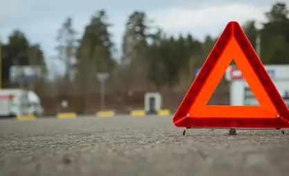 Казакстанда 2 кыргыз жараны жол кырсыгына кабылып, ооруканага түштү