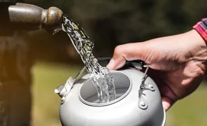 filling-water-can_1.2e16d0ba.format-webp.fill-1668x1014.webp