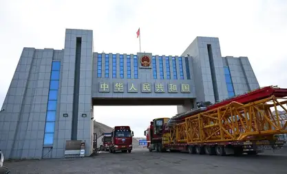 Кыргыз-кытай чек арасындагы өткөрүү пункттары 1 күнгө жабылат